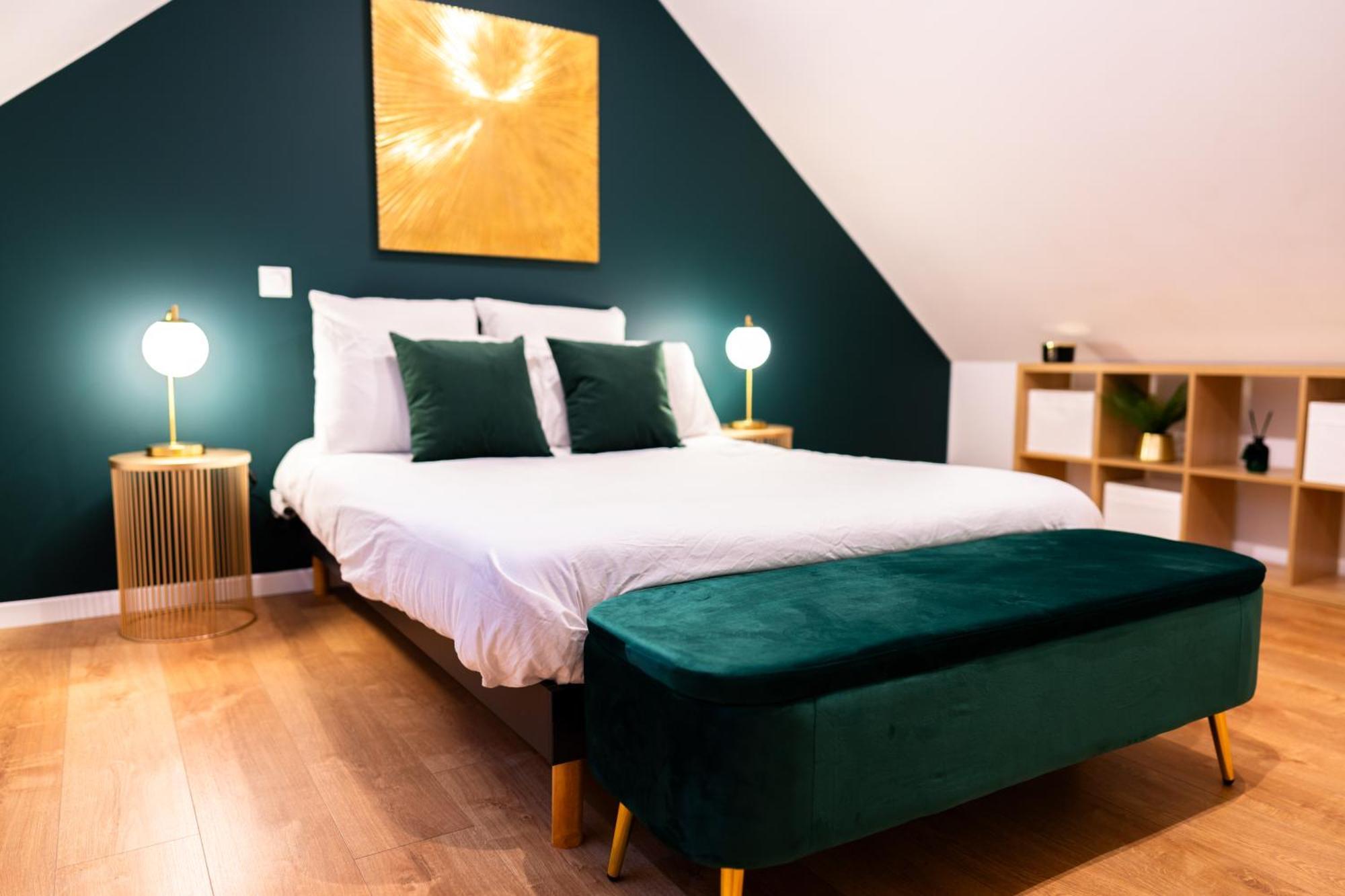 Grand Loft Familial 4 Chambres Avec Parking Prive Saumur Exterior foto
